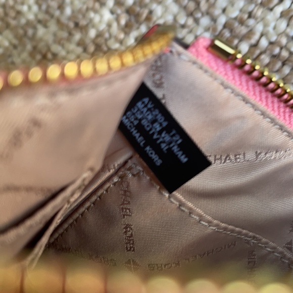 MK Jet Set Travel XL Zip Clutch Wristlet Grapefrui - Picture 9 of 15